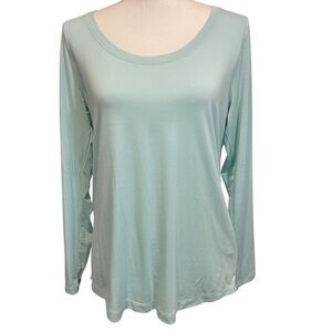 Athleta Mint Green Long Sleeved Scoop Neck Tech Shirt.  Size S